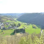 In Near Forest & Pond Bièvre