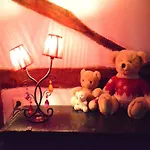 Tatil Evi In Near Forest & Pond