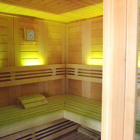 Дом отдыха In Bievre Near Forest & Pond Бьевр