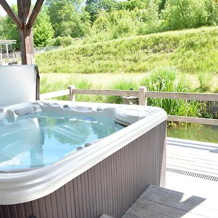 In Bievre Near Forest & Pond Дом отдыха