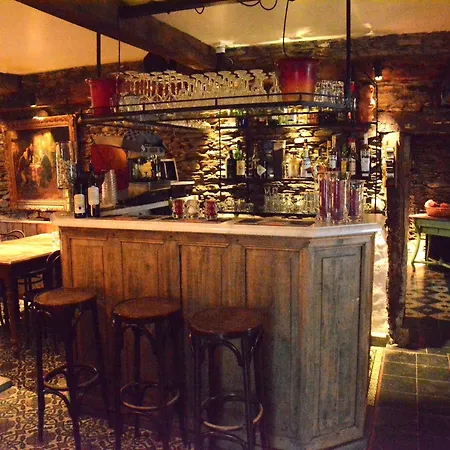 In Bievre Near Forest & Pond Holiday home Bievre