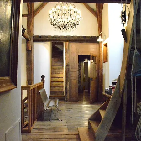 In Bievre Near Forest & Pond Holiday home