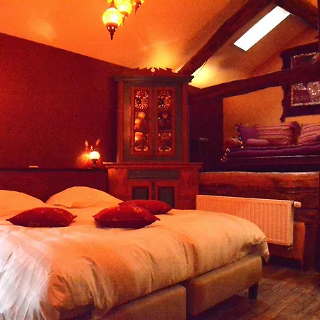 Holiday home In Bievre Near Forest & Pond *