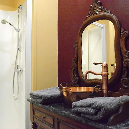 In Bievre Near Forest & Pond Дом отдыха *