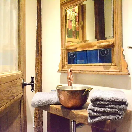 In Bievre Near Forest & Pond