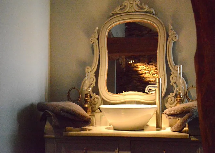 In Bievre Near Forest & Pond *